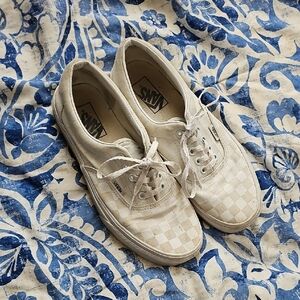 Vans Women's Cream Checkered Sneakers